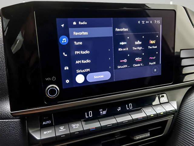 Certified 2025 Toyota Camry SE FWD image 14