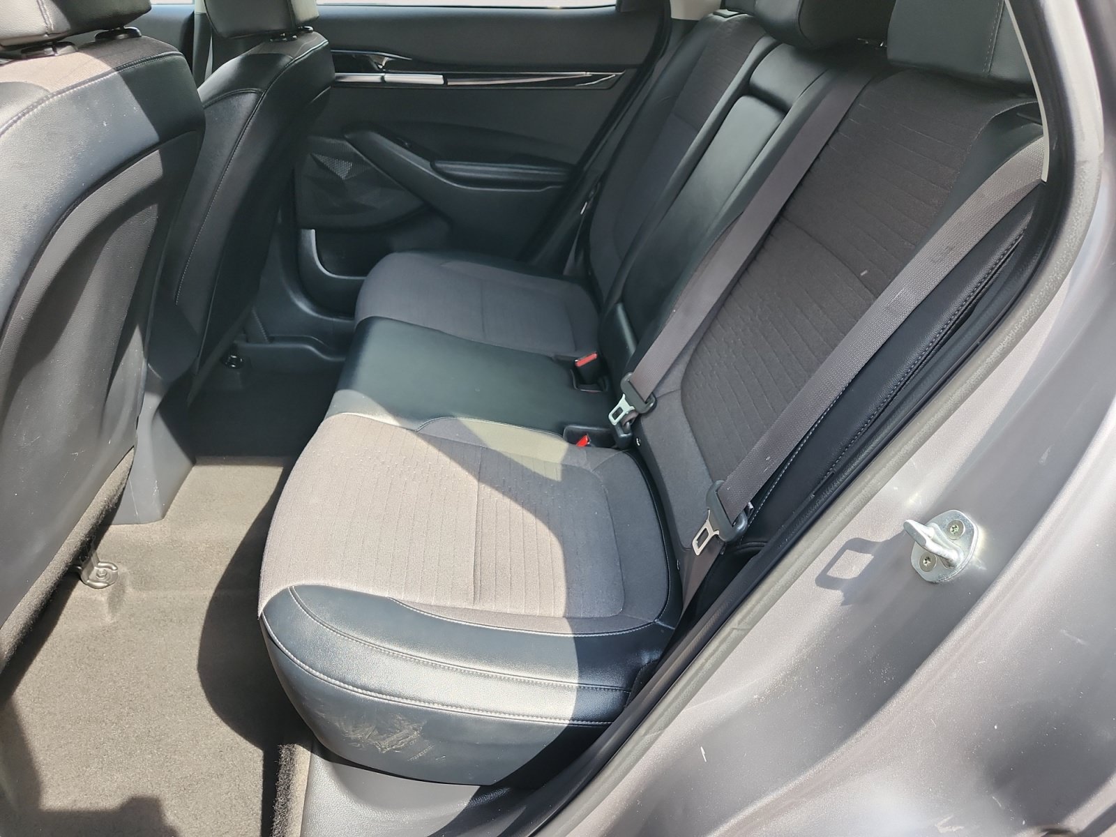Used 2021 Kia Seltos S FWD image 13