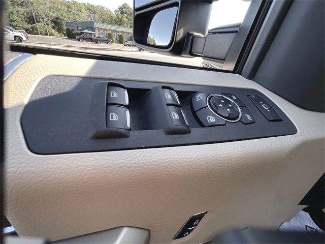 Used 2017 Ford F250 Lariat w/ FX4 Off-Road Package image 22