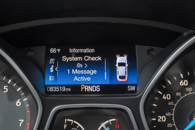 Used 2017 Ford Focus Titanium FWD image 41