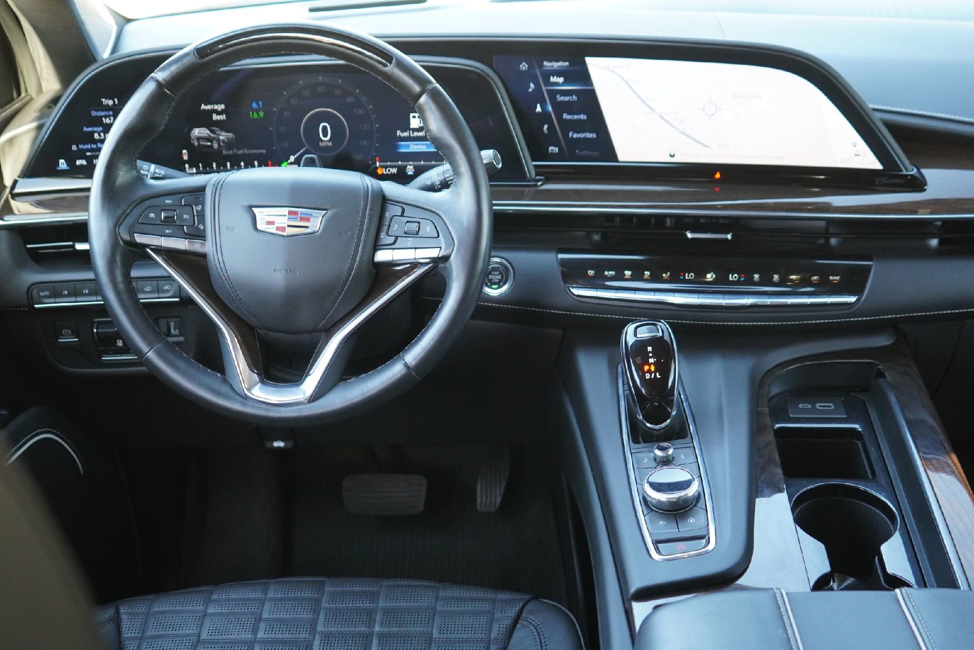 Used 2023 Cadillac Escalade Premium Luxury Platinum image 26