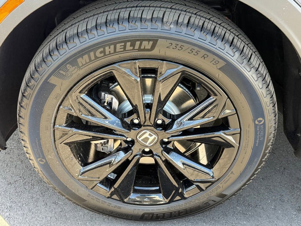 Certified 2026 Honda CR-V Sport Touring image 12