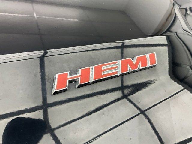 Used 2012 Dodge Challenger R/T image 25