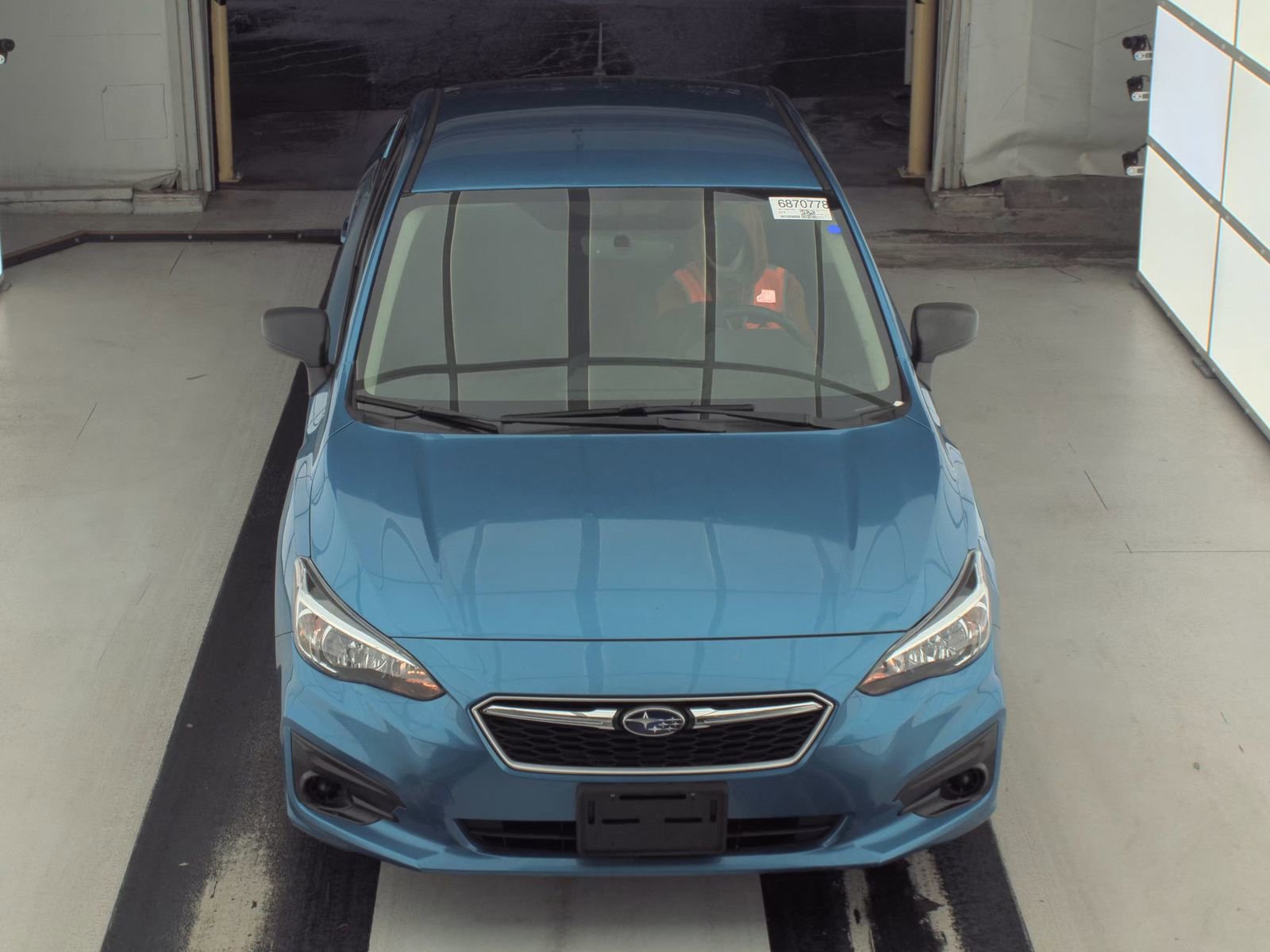 Used 2017 Subaru Impreza 2.0i image 2