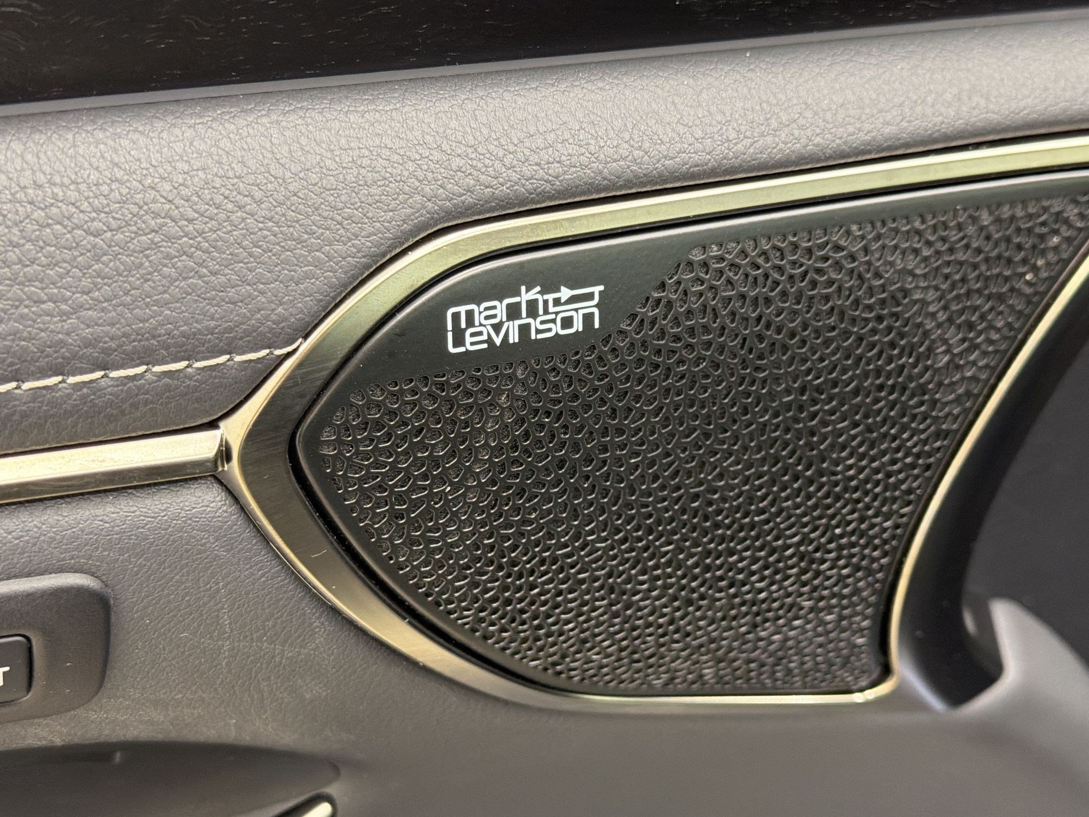 Used 2024 Lexus ES 350 w/ Accessory Package (Z1) FWD image 20