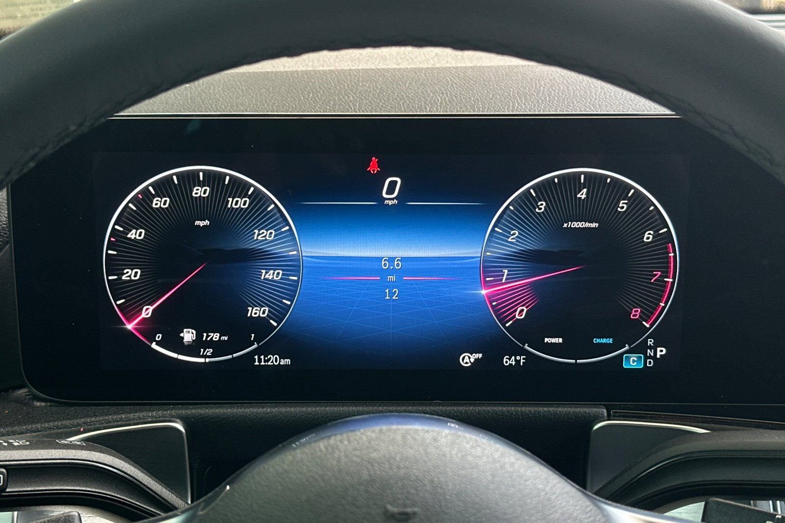 New 2026 Mercedes-Benz GLB 250 image 5