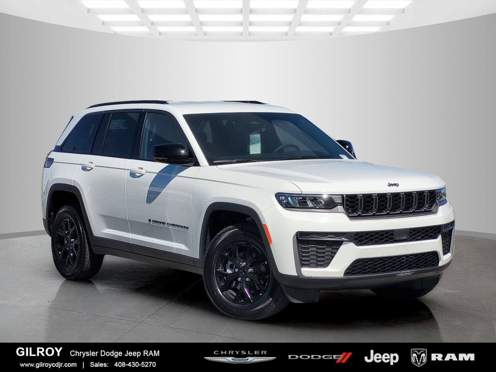 New 2026 Jeep Grand Cherokee Altitude AWD/4WD video 1