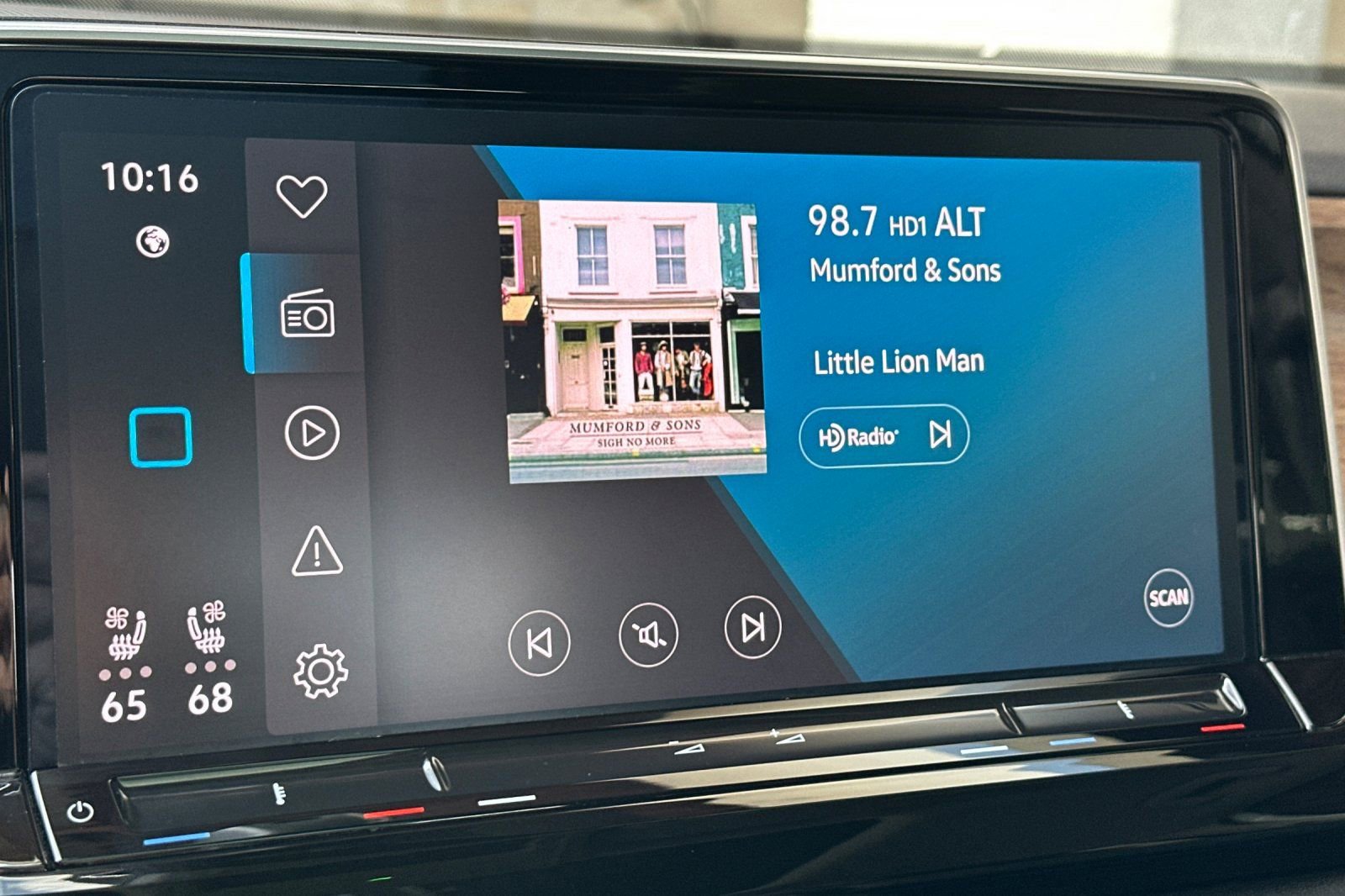 Used 2024 Volkswagen Atlas SE FWD image 26