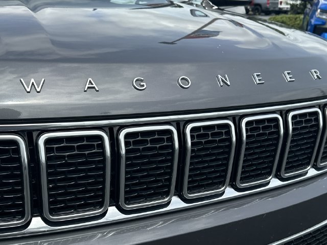 Used 2024 Jeep Wagoneer Series II w/ Flexible Seating Group AWD/4WD image 13