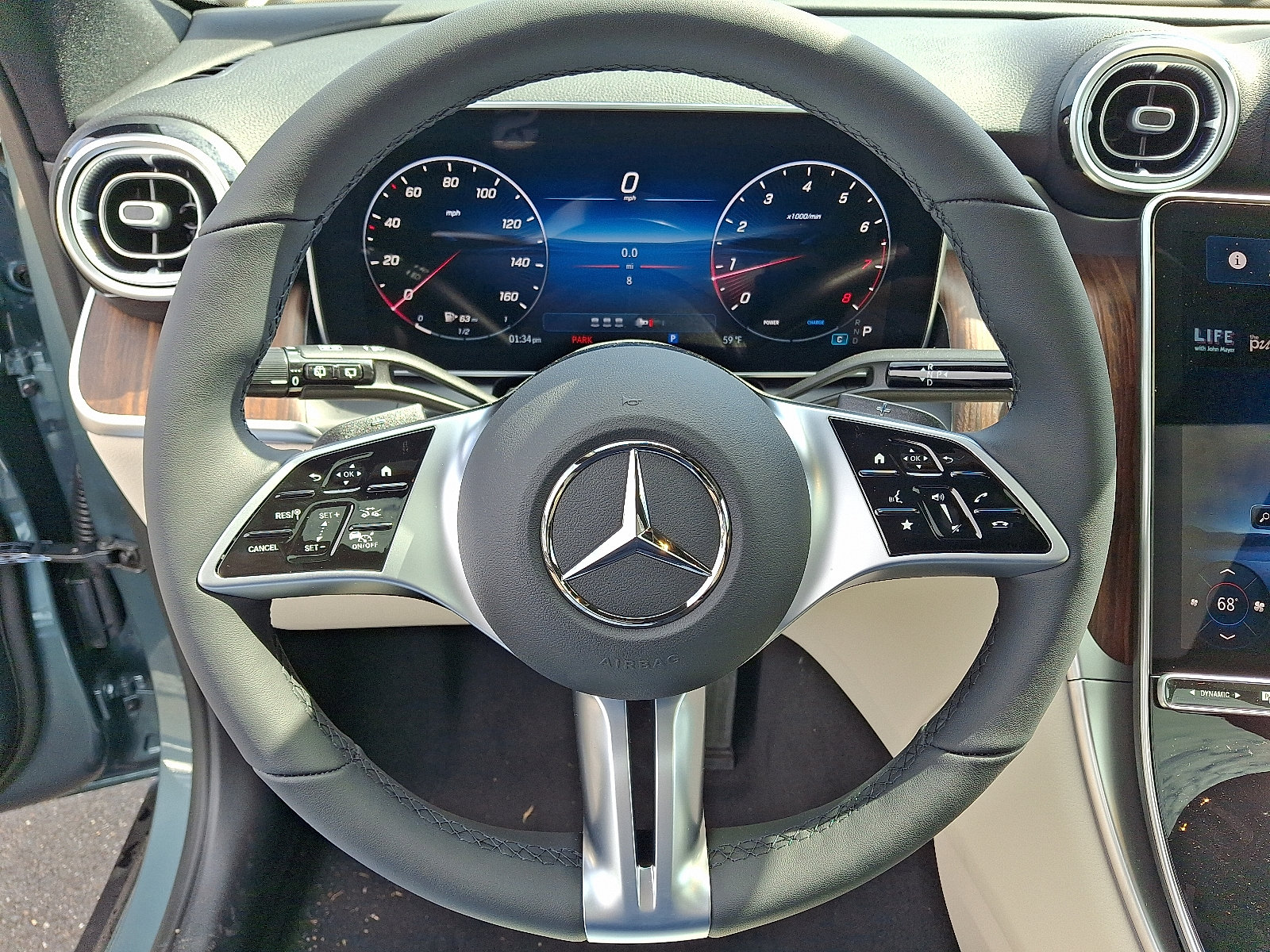 New 2026 Mercedes-Benz GLC 300 4MATIC image 17