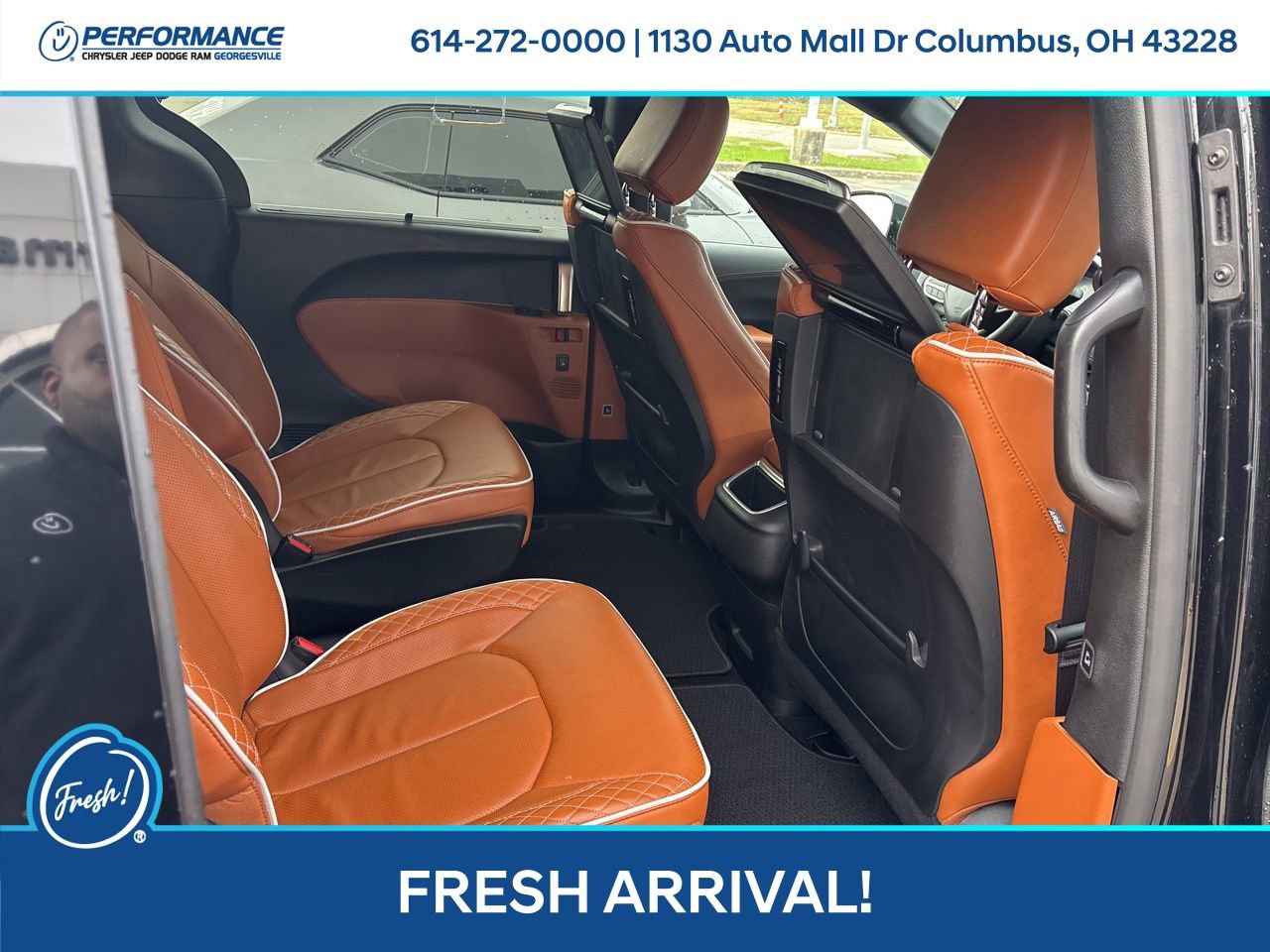 Used 2025 Chrysler Pacifica Pinnacle w/ Trailer Tow Group image 15