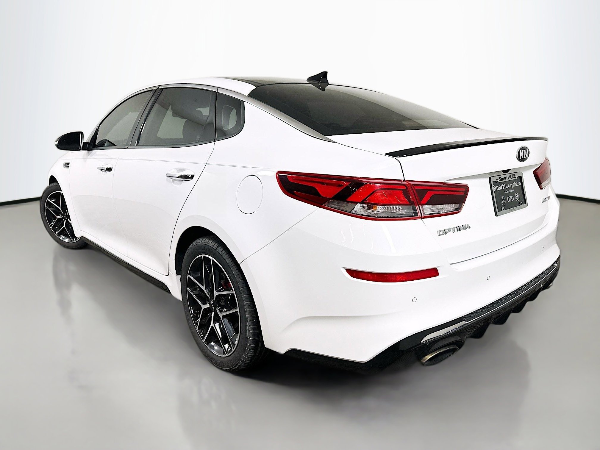 Used 2019 Kia Optima SX FWD image 5