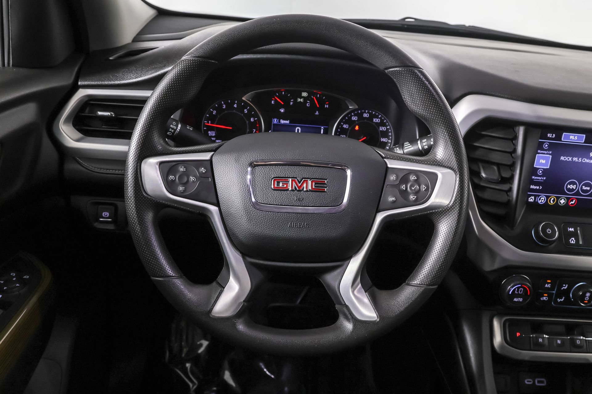 Used 2023 GMC Acadia SLE w/ LPO, Floor Liner Package image 26