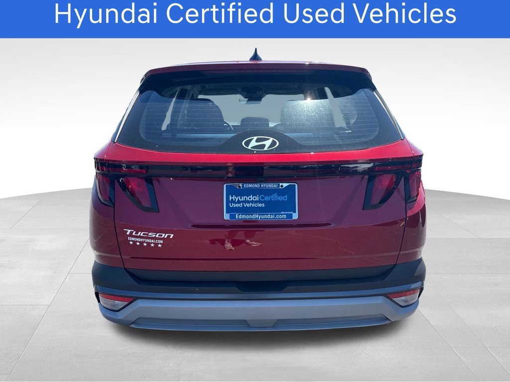 Certified 2025 Hyundai Tucson SE FWD image 4