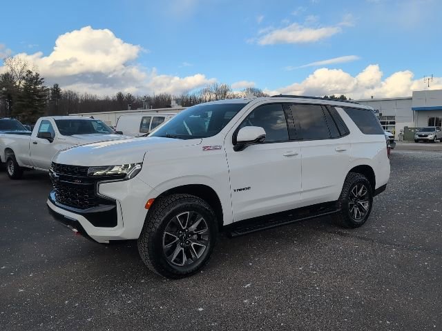 Used 2023 Chevrolet Tahoe Z71 w/ Luxury Package image 2
