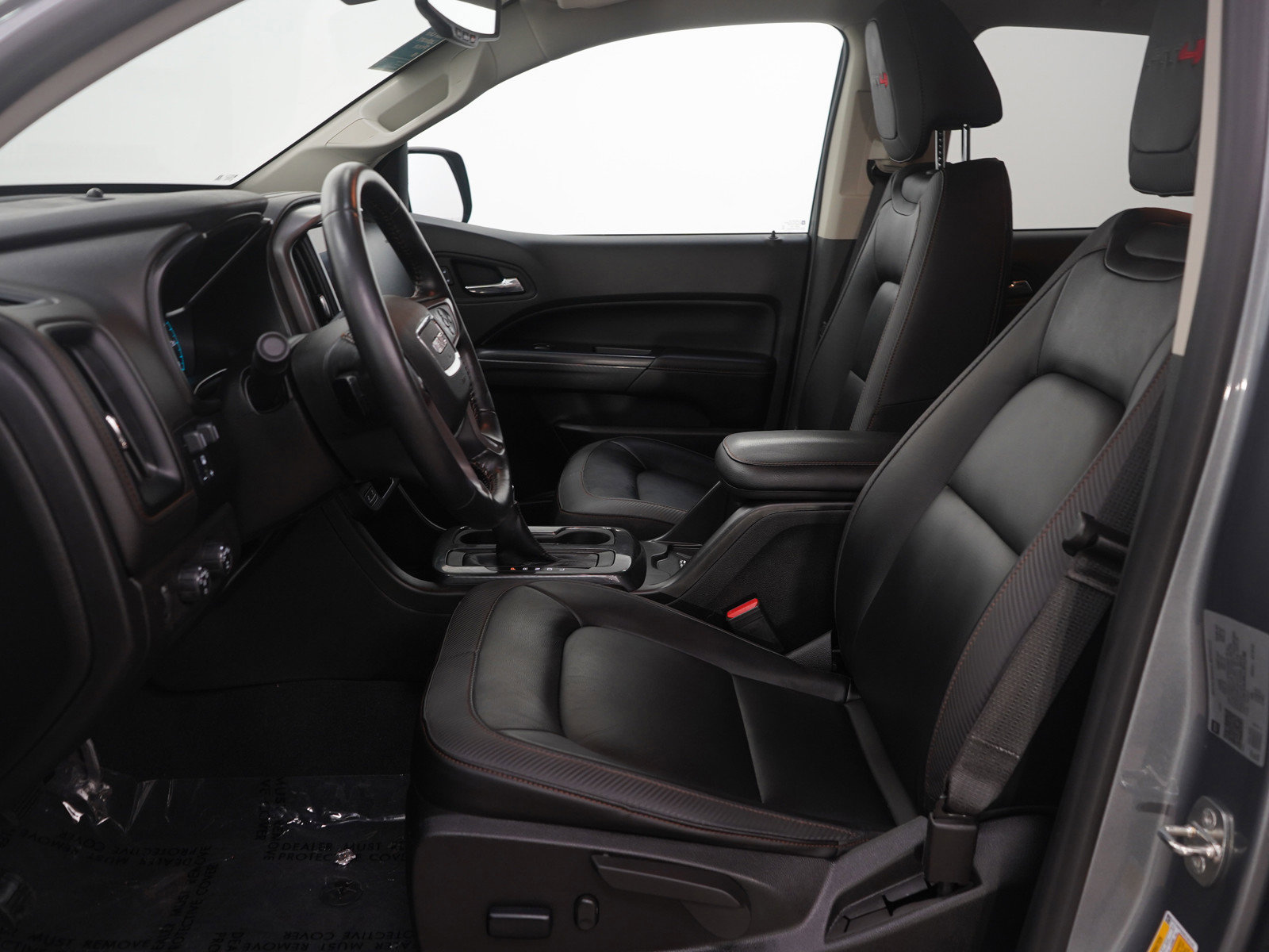Used 2022 GMC Canyon AT4 w/ Trailering Package image 17
