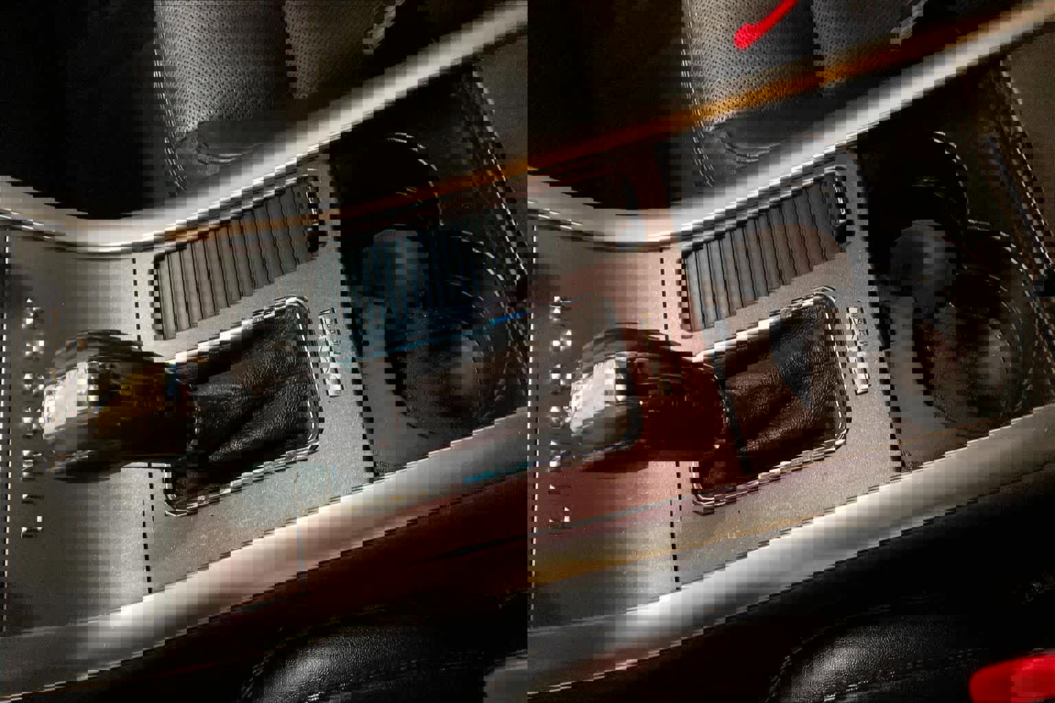 Used 2012 Lincoln MKS image 15