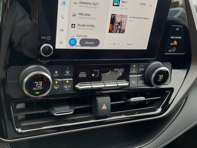 Used 2024 Toyota Highlander LE image 40