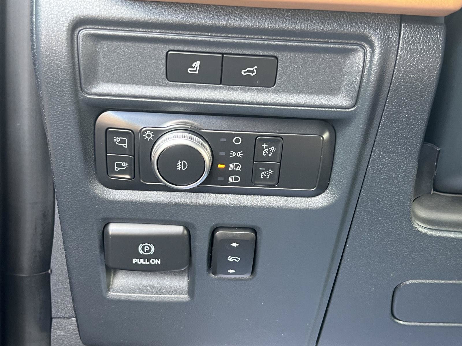 Used 2022 Ford Expedition Platinum AWD/4WD image 26
