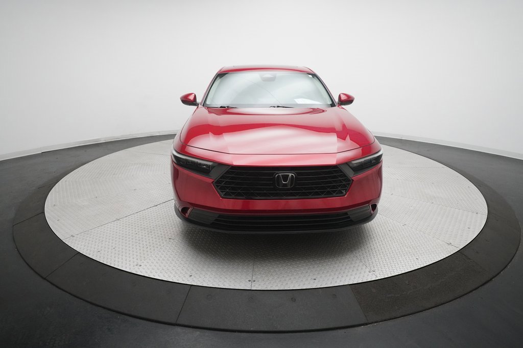 Used 2023 Honda Accord EX image 11
