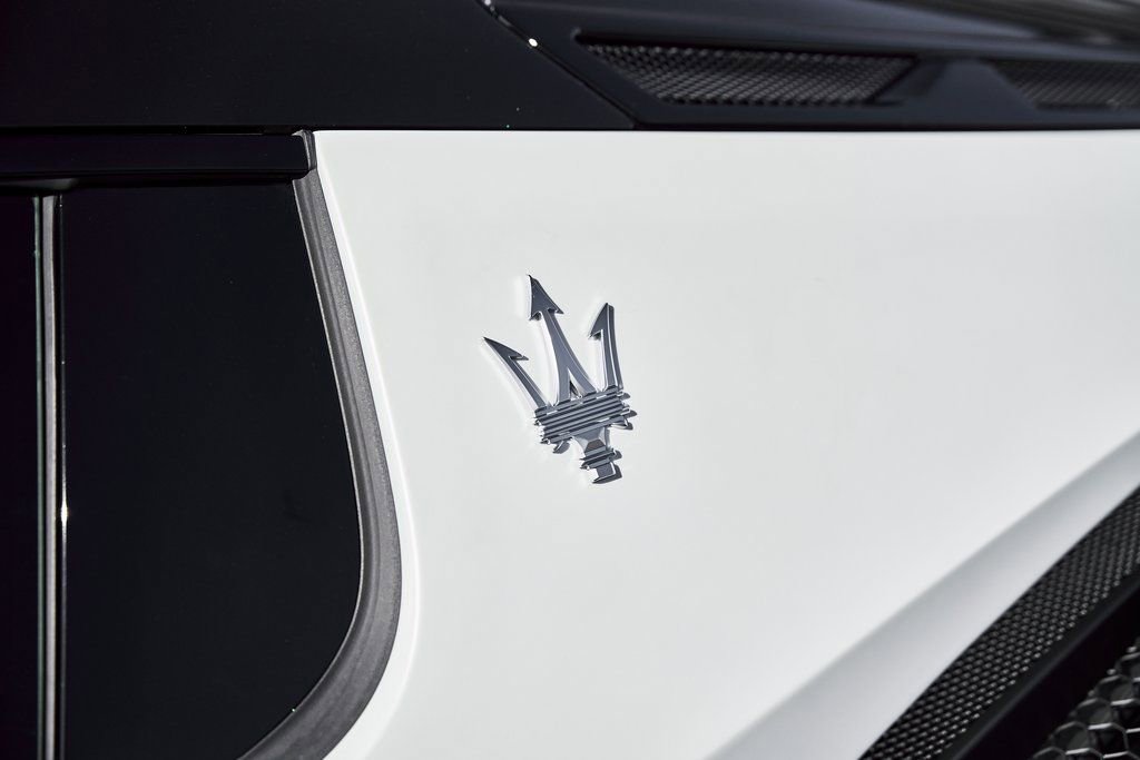 Used 2023 Maserati MC20 Coupe RWD image 12