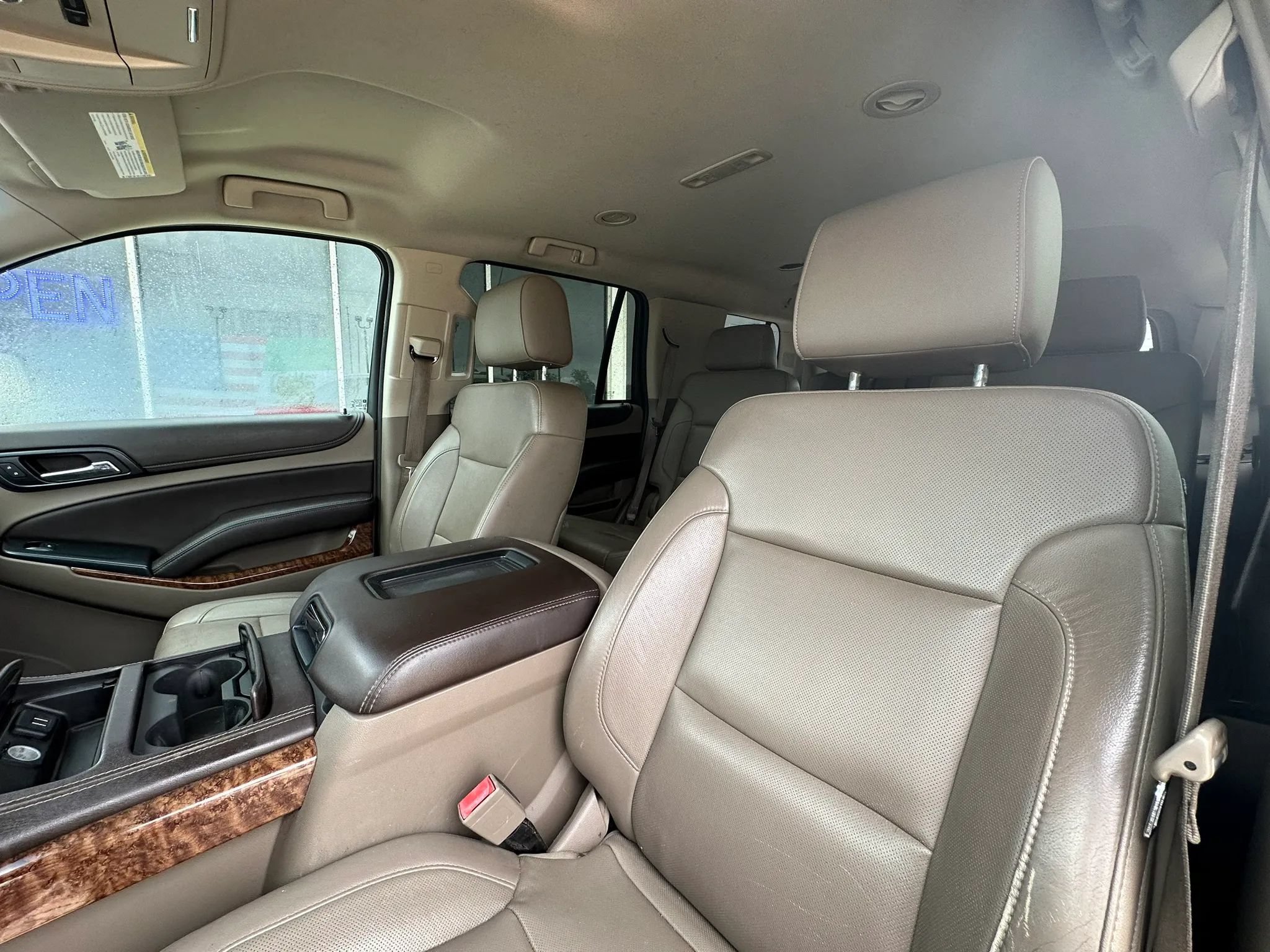 Used 2015 Chevrolet Tahoe LTZ AWD/4WD image 12