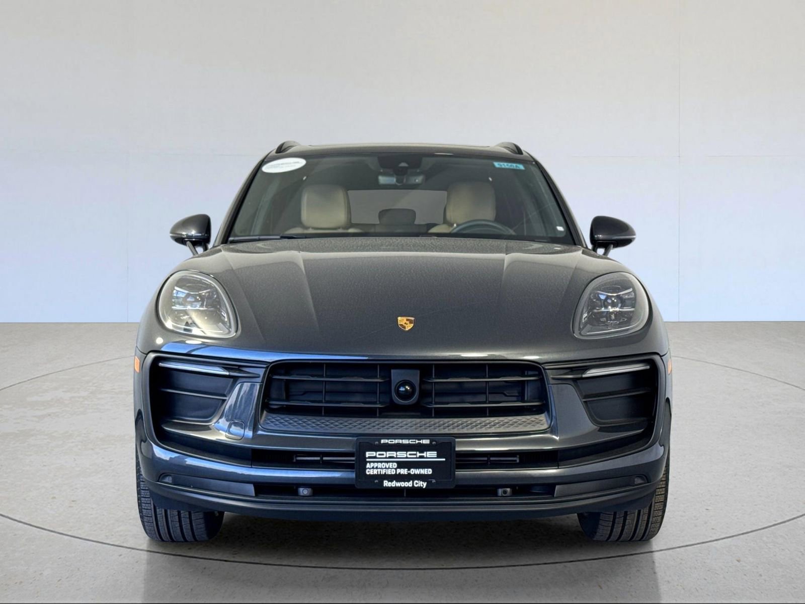 Certified 2025 Porsche Macan image 11