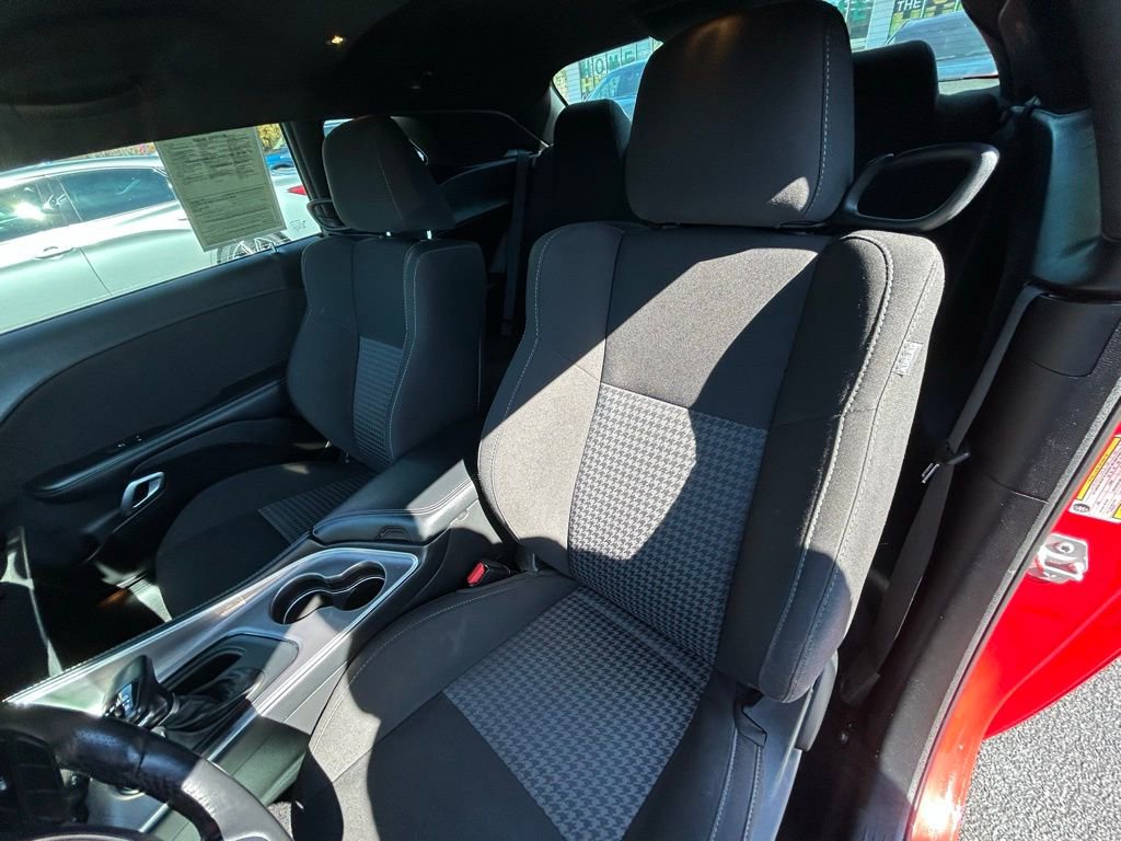 Used 2022 Dodge Challenger GT image 21