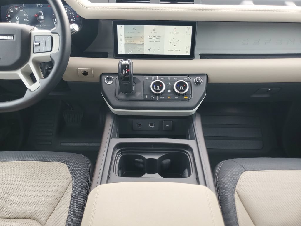 Used 2022 Land Rover Defender 110 X-Dynamic SE AWD/4WD image 30