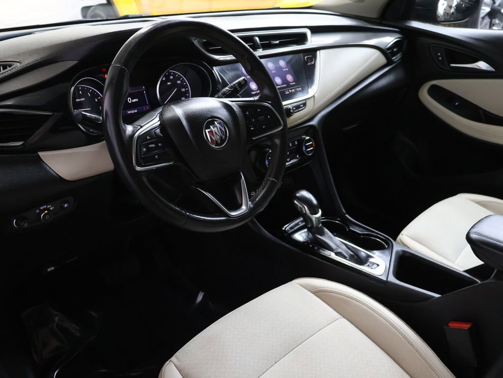 Used 2021 Buick Encore GX Select image 18