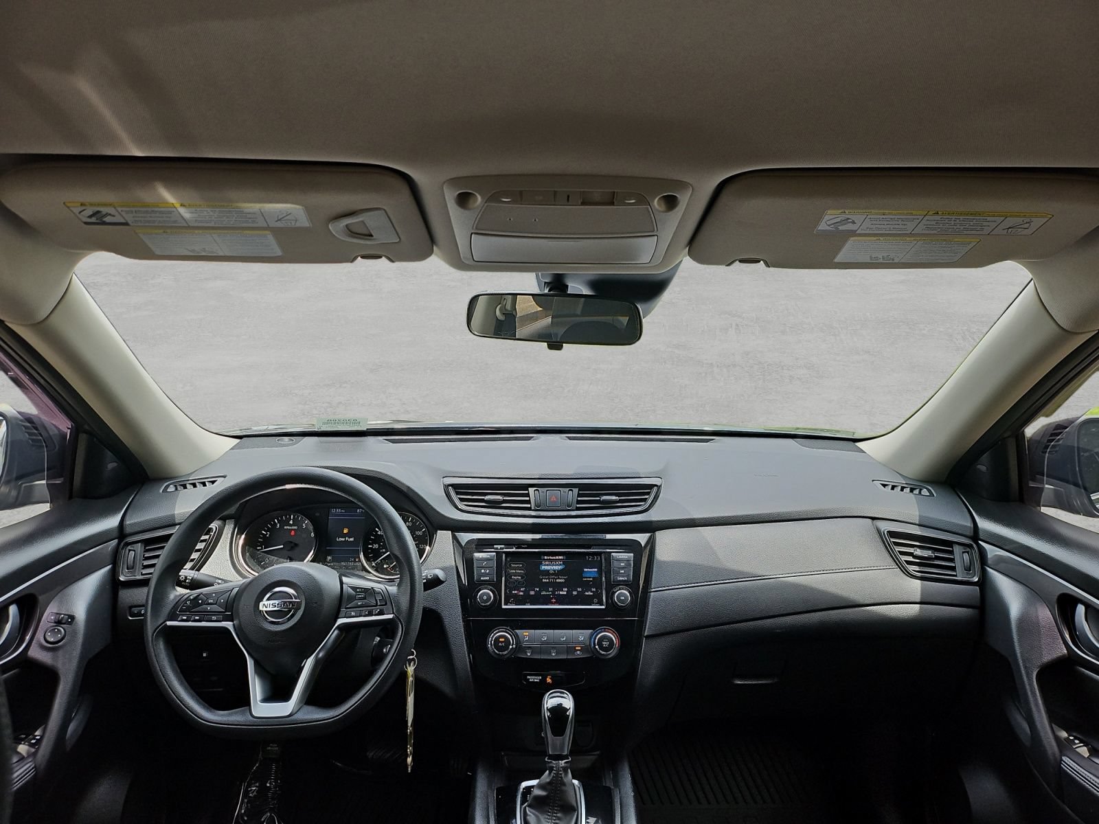 Used 2020 Nissan Rogue S FWD image 38
