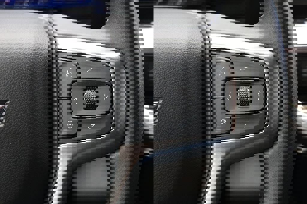 Used 2023 Chevrolet Silverado 1500 LT image 23