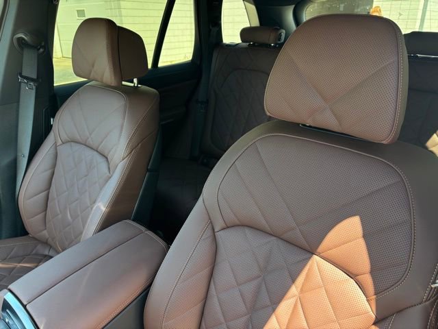New 2026 BMW X5 xDrive50e AWD/4WD image 17