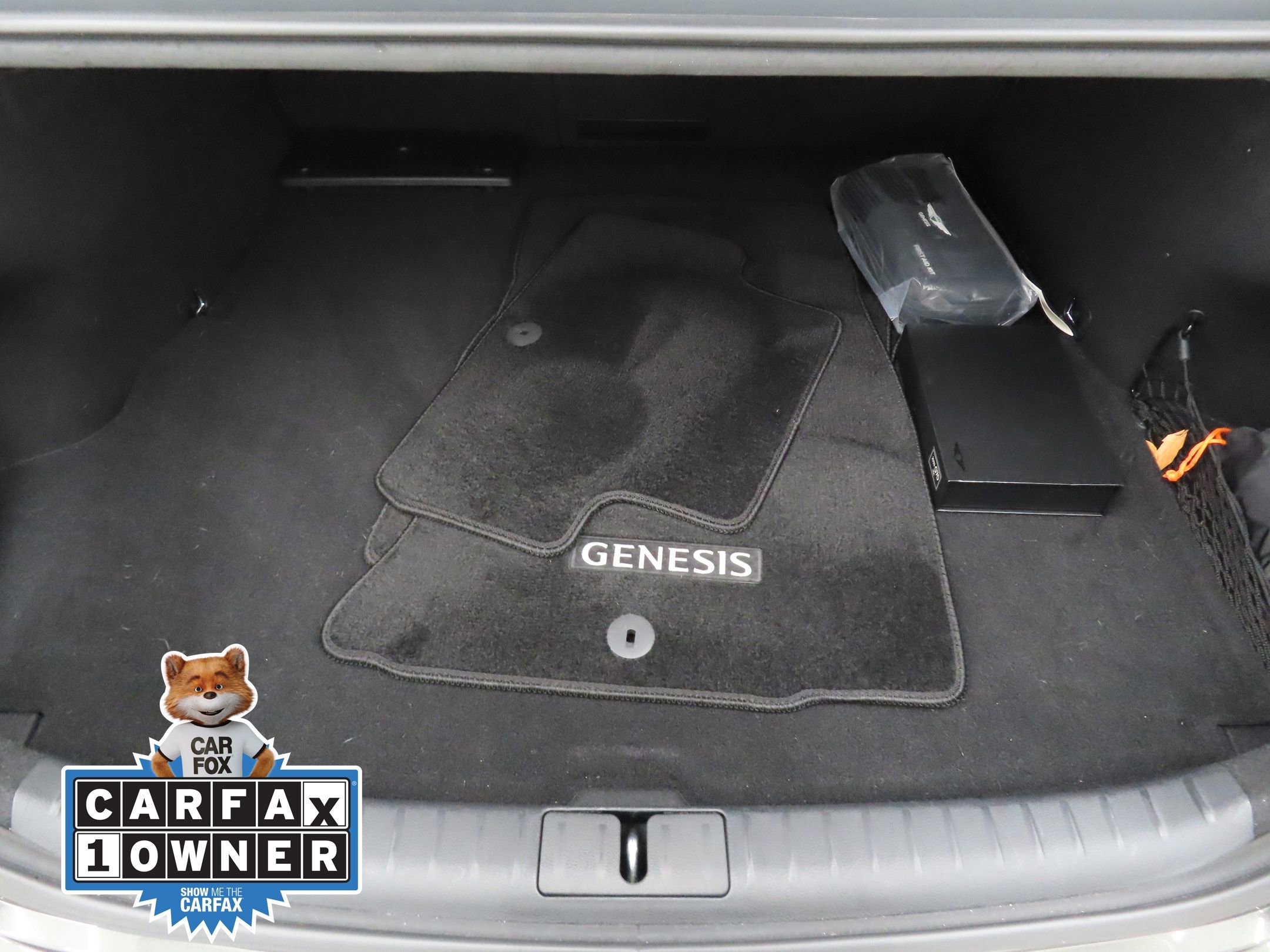 Used 2023 Genesis G70 3.3T RWD image 23