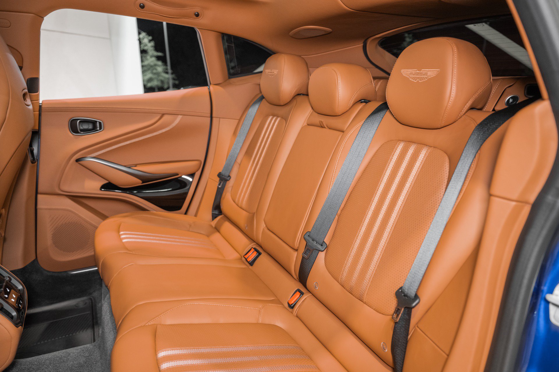 New 2026 Aston Martin DBX 707 AWD/4WD image 15