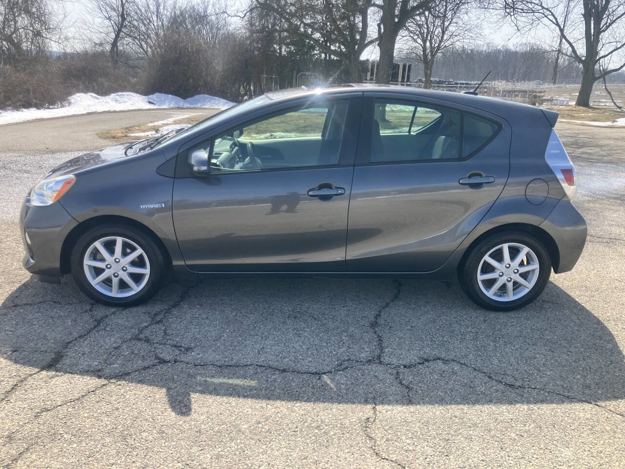 Used 2014 Toyota Prius C Three FWD image 2