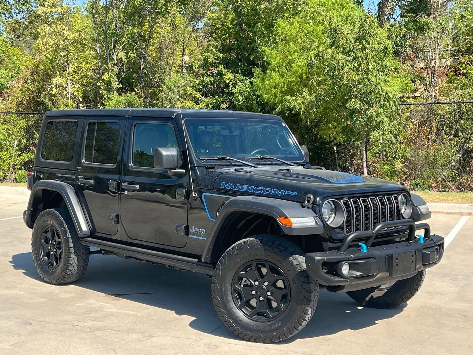 Used 2023 Jeep Wrangler Unlimited Rubicon 4xe AWD/4WD image 1