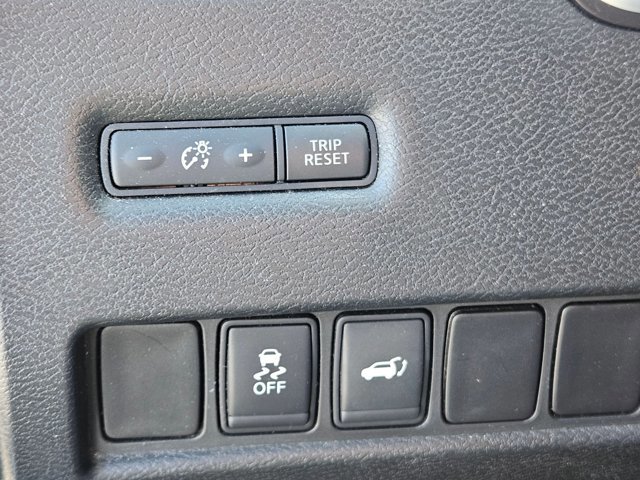 Used 2016 Nissan Murano SL w/ SL Technology Package FWD image 11
