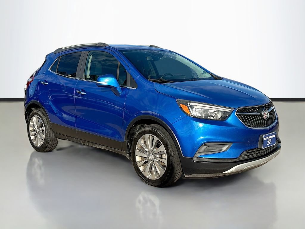 Used 2018 Buick Encore Preferred image 3