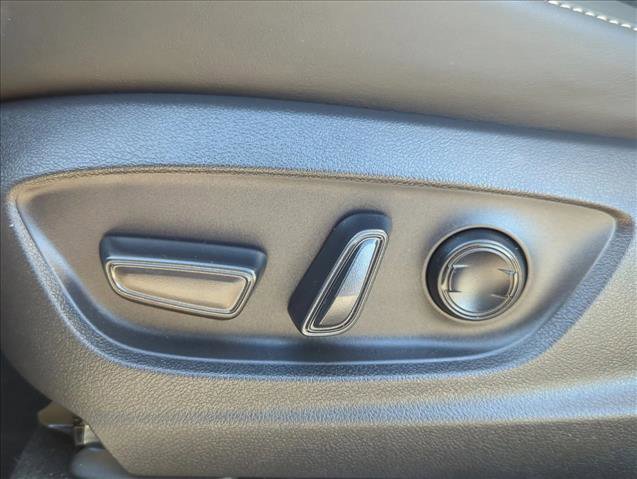 Used 2024 Toyota Crown XLE image 10