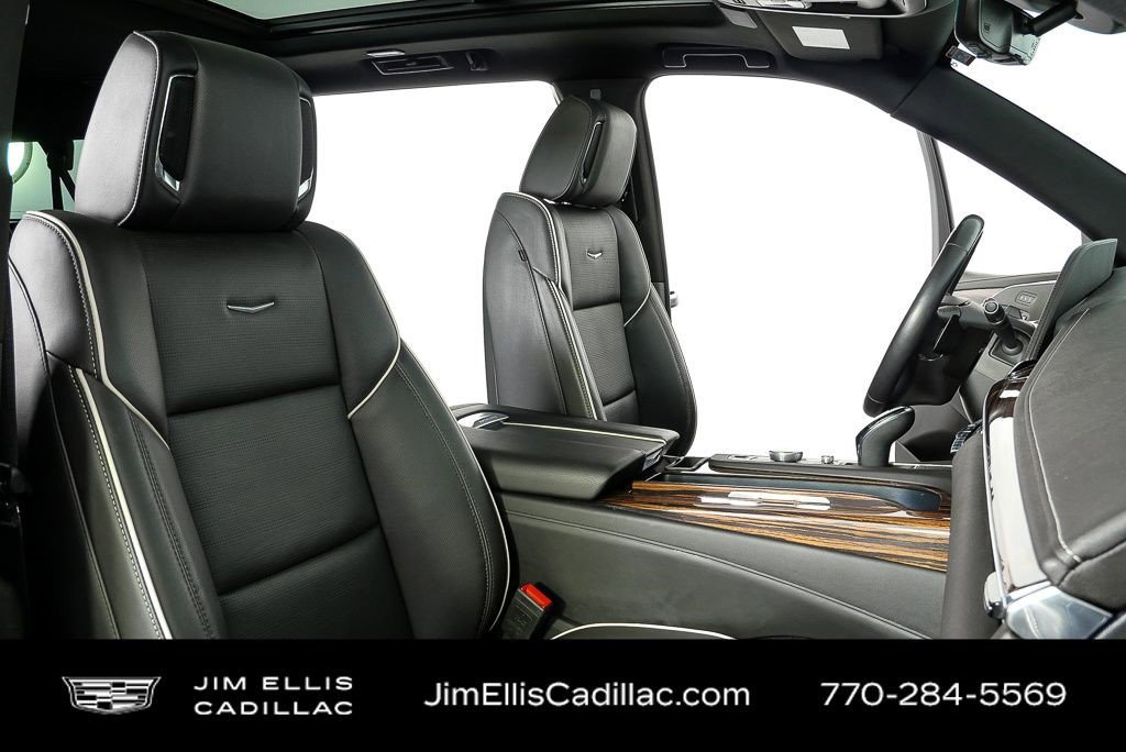 Certified 2024 Cadillac Escalade ESV Premium Luxury AWD/4WD image 25