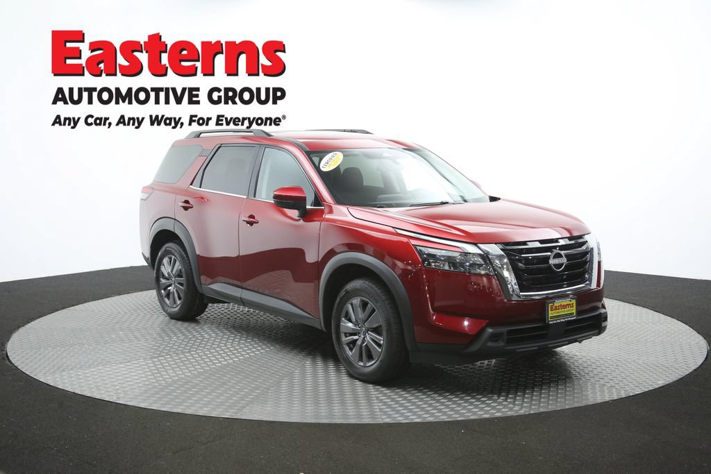 Used 2025 Nissan Pathfinder SV FWD image 49