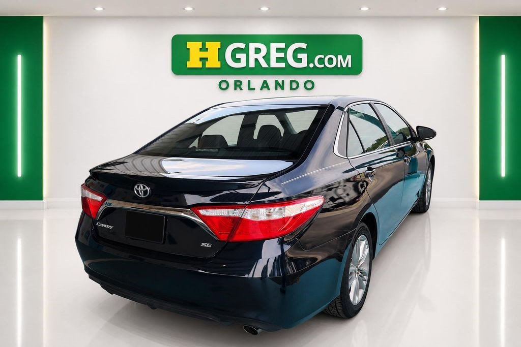 Used 2017 Toyota Camry SE FWD image 7