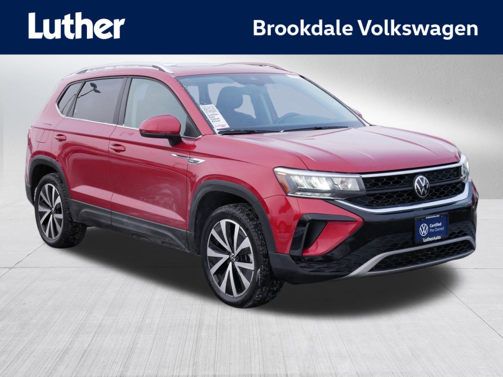 Certified 2023 Volkswagen Taos SE w/ Panoramic Sunroof Package image 1