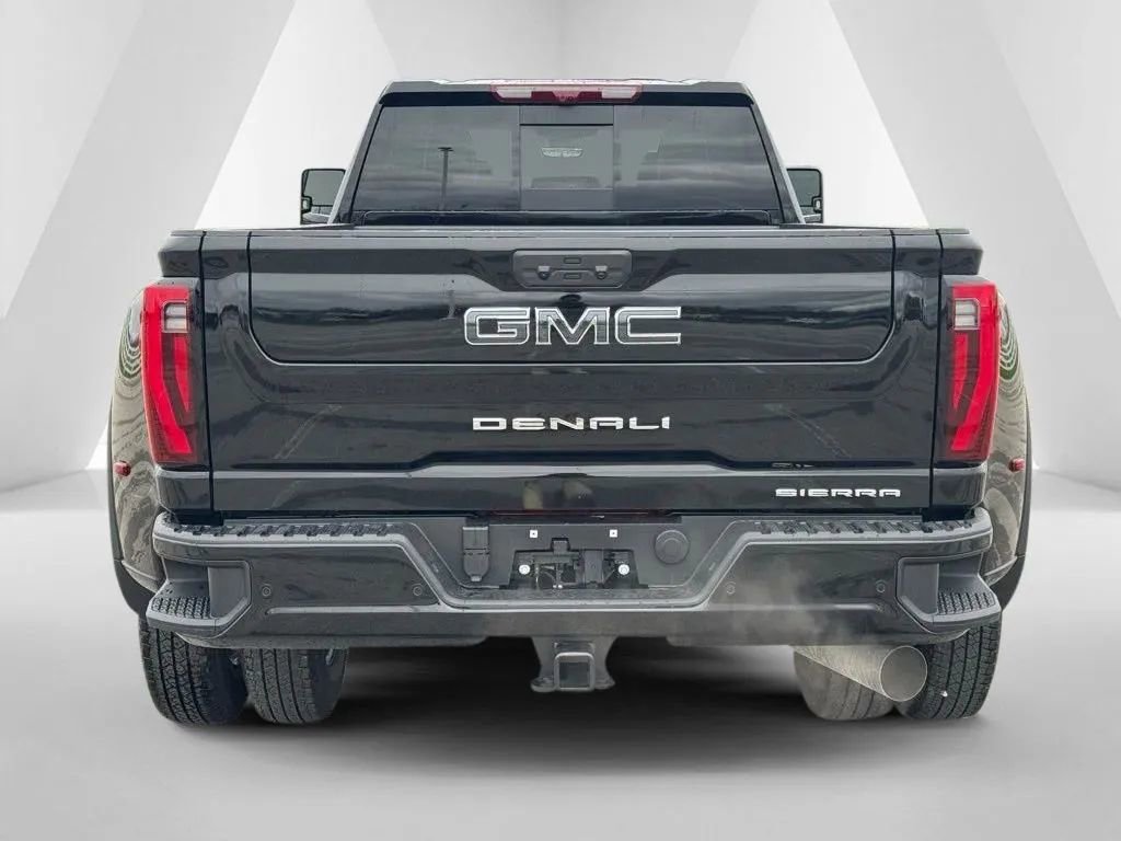 New 2026 GMC Sierra 3500 Denali Ultimate image 5