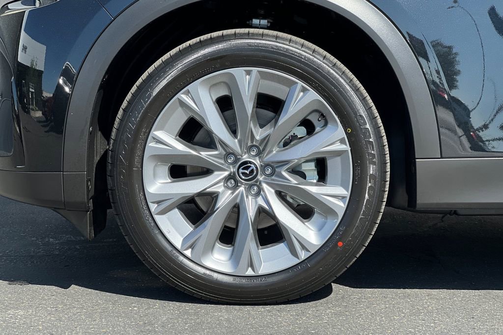 New 2026 MAZDA CX-90 3.3 Turbo w/ Preferred Package AWD/4WD image 26