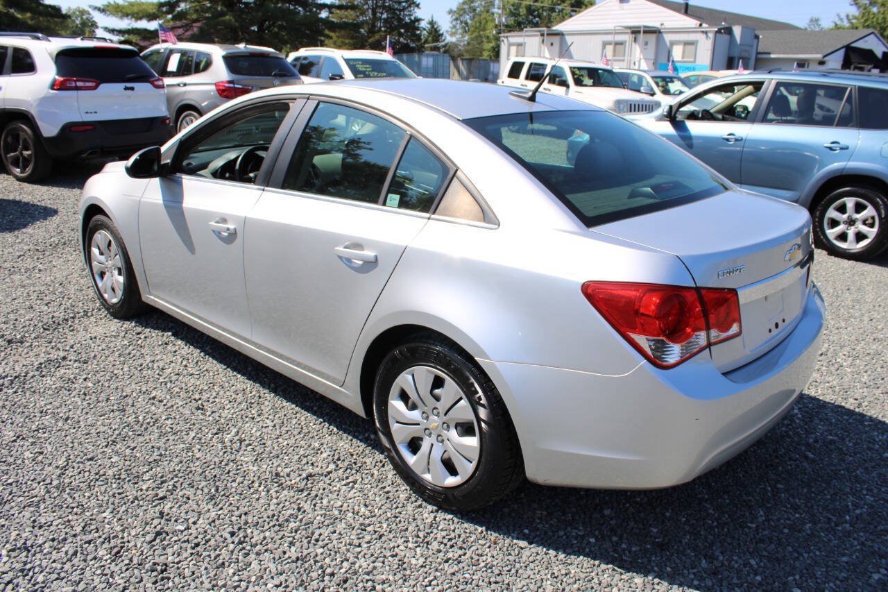 Used 2012 Chevrolet Cruze LS w/ Connectivity Package FWD image 9