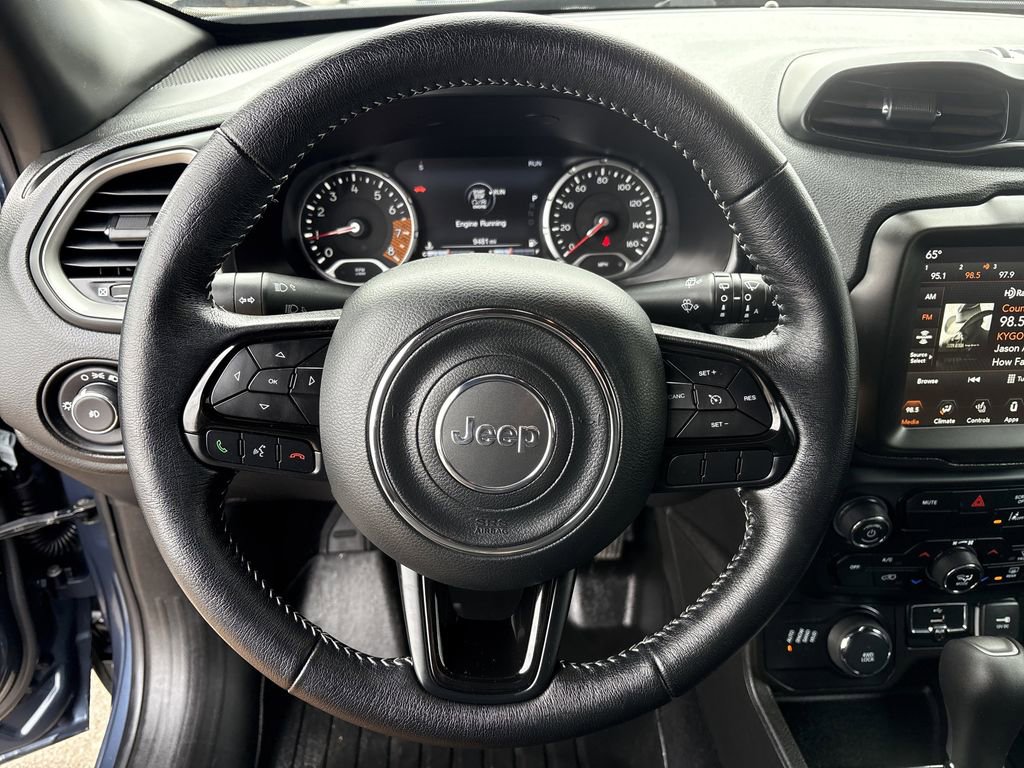 Used 2021 Jeep Renegade Latitude image 13