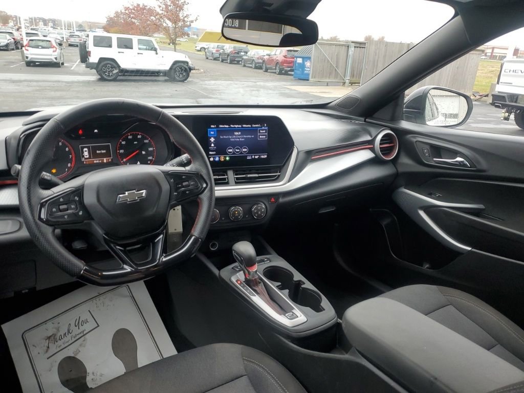 Used 2024 Chevrolet Trax RS image 26