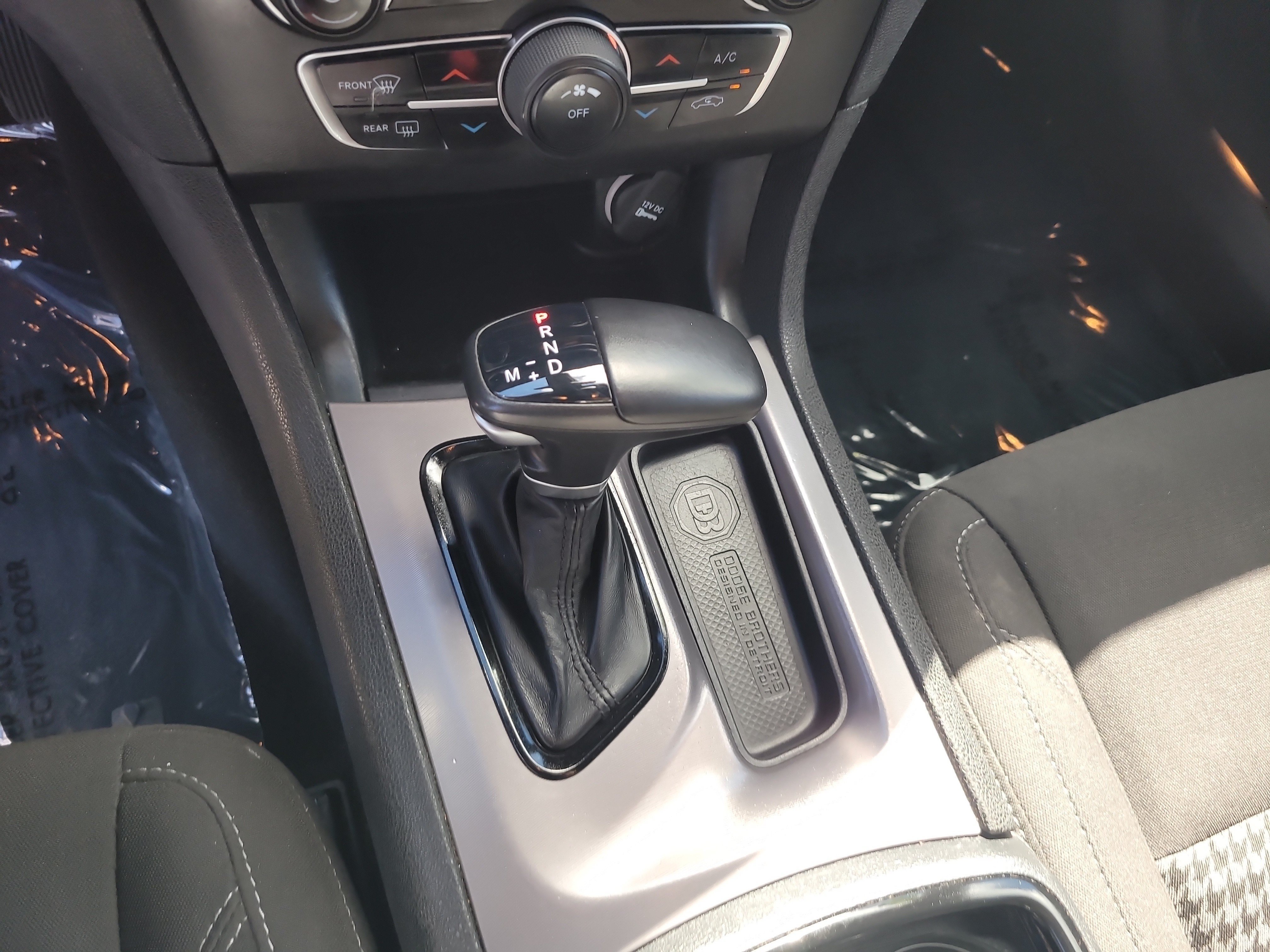 Used 2023 Dodge Charger SXT w/ Blacktop Package RWD image 25